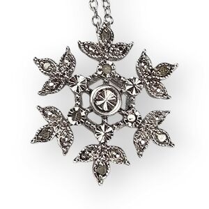 Diamond Snowflake Pendant Chain Necklace Sterling 925 Silver Rhodium Plated